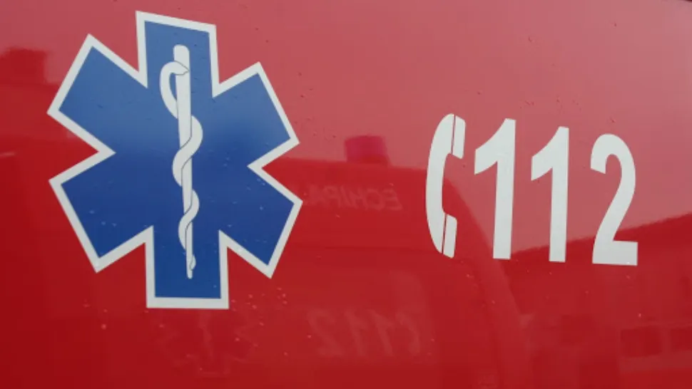Accident grav lângă Reșița: trei tineri au ajuns la spital