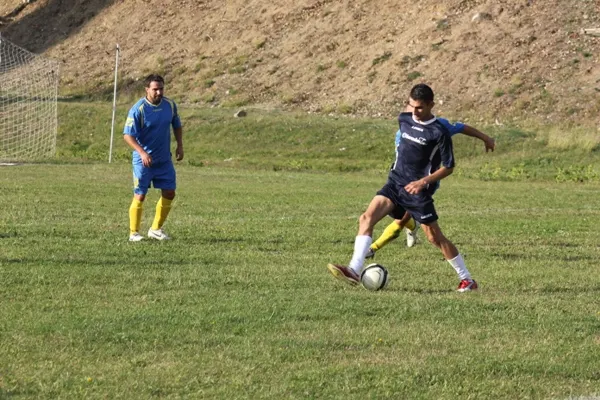 CONSILIUL JUDEȚEAN DĂ BANI PENTRU FOTBAL