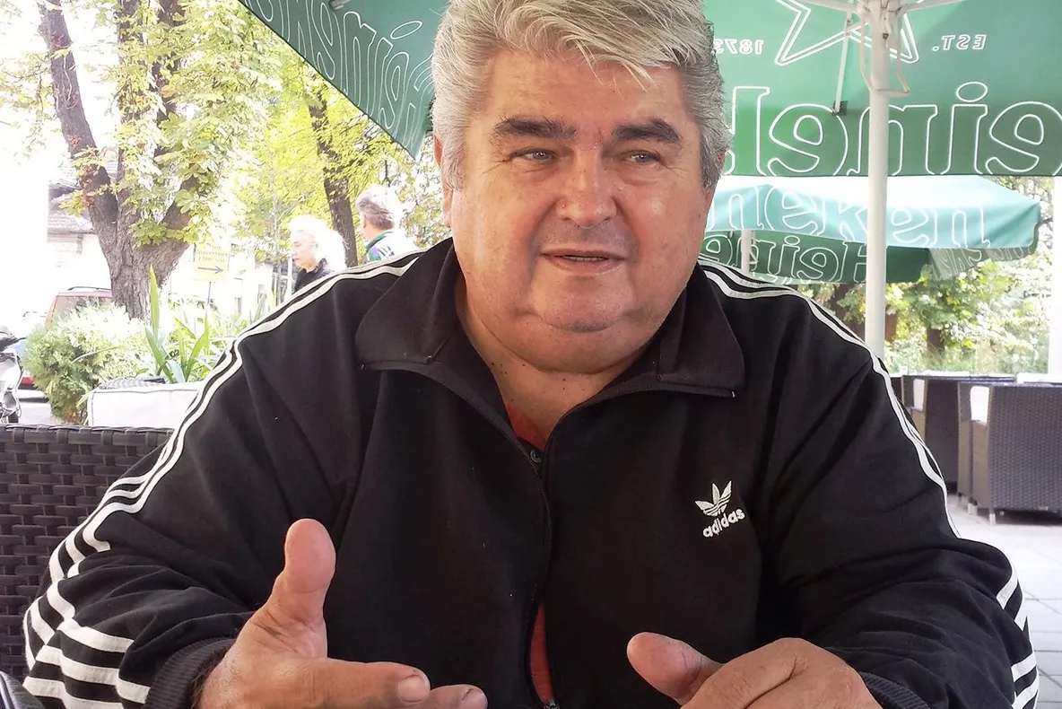 Ce a pățit un bărbat din Mehedinți care a vrut să taie un cireș bătrân
