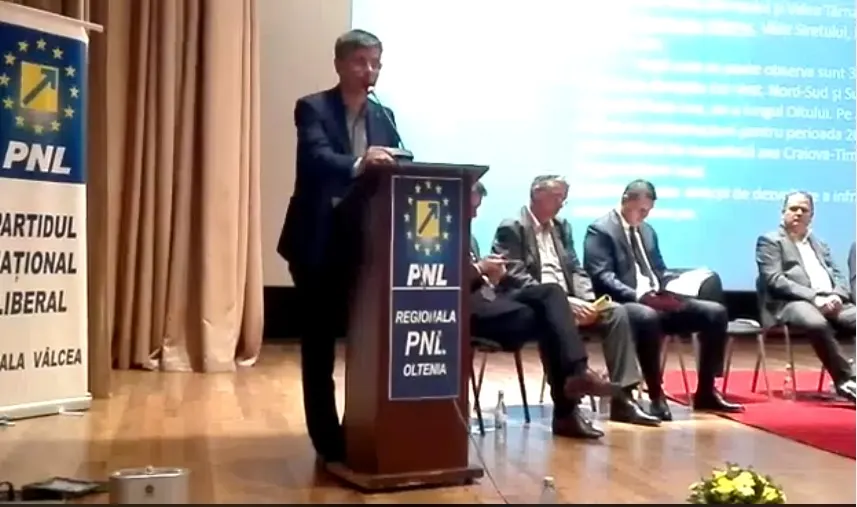 LIBERALII AU ȚINUT ASCUNS PROGRAMUL DE GUVERNARE, DE FRICA LUI CIOLOȘ