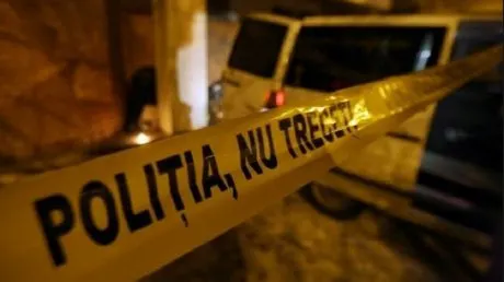 Sub aburii alcoolului, a spart geamurile magazinului fostei sale concubine