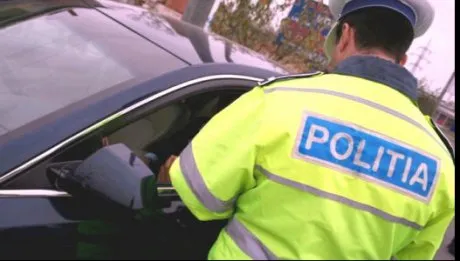 VIDEO Consumatori de droguri, reținuți pentru o tâlhărie comisă în Turnu Severin