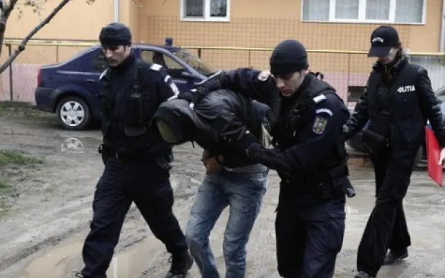 IPJ MEHEDINȚI ARE UN DEFICIT DE PESTE 100 DE POLIȚIȘTI