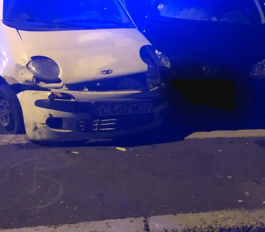 A intrat cu mașina într-un cap de pod la Husnicioara