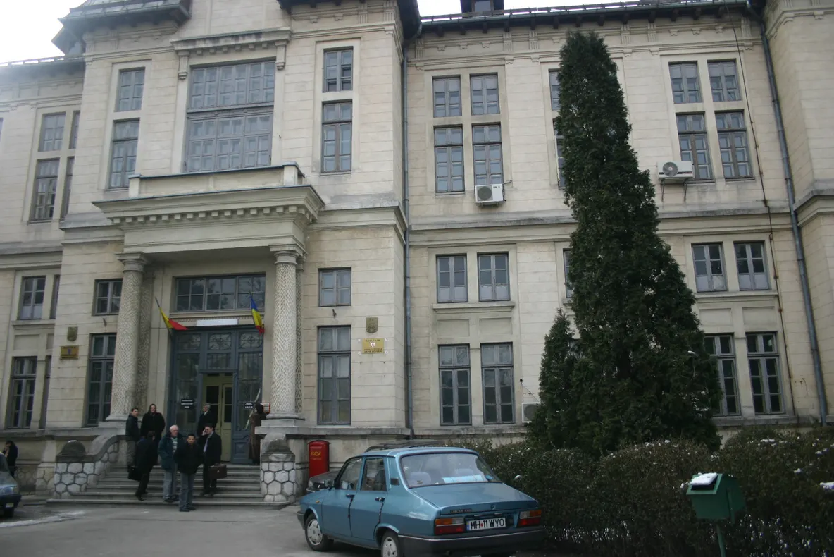TRIBUNALUL MEHEDINȚI TRIMITE ORDONANȚA PREȘEDINȚIALĂ ÎN CAZUL SORINEI, LA JUDECĂTORIE (vezi ce spun judecătorii!)