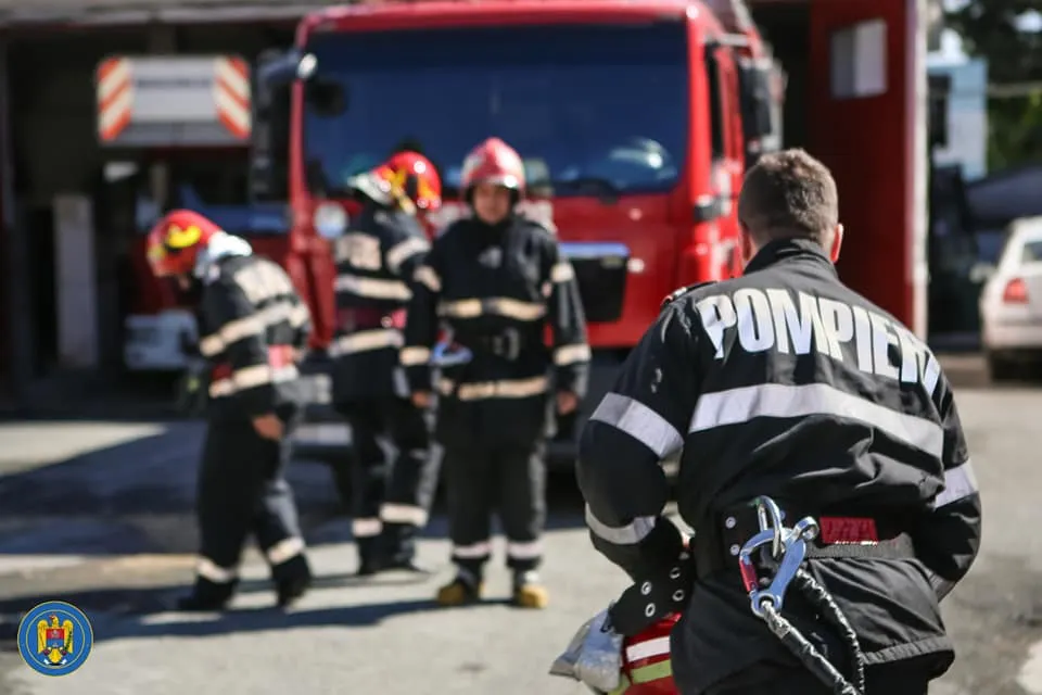 Anchetă la Parchetul Militar Timișoara pentru pompierul ars în incendiul de la Eșelnița