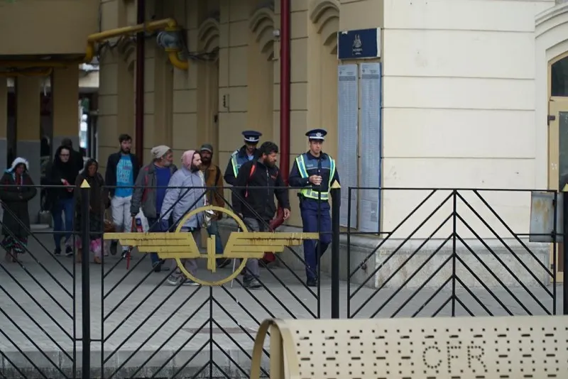 Controale ale poliției în gările din Mehedinți