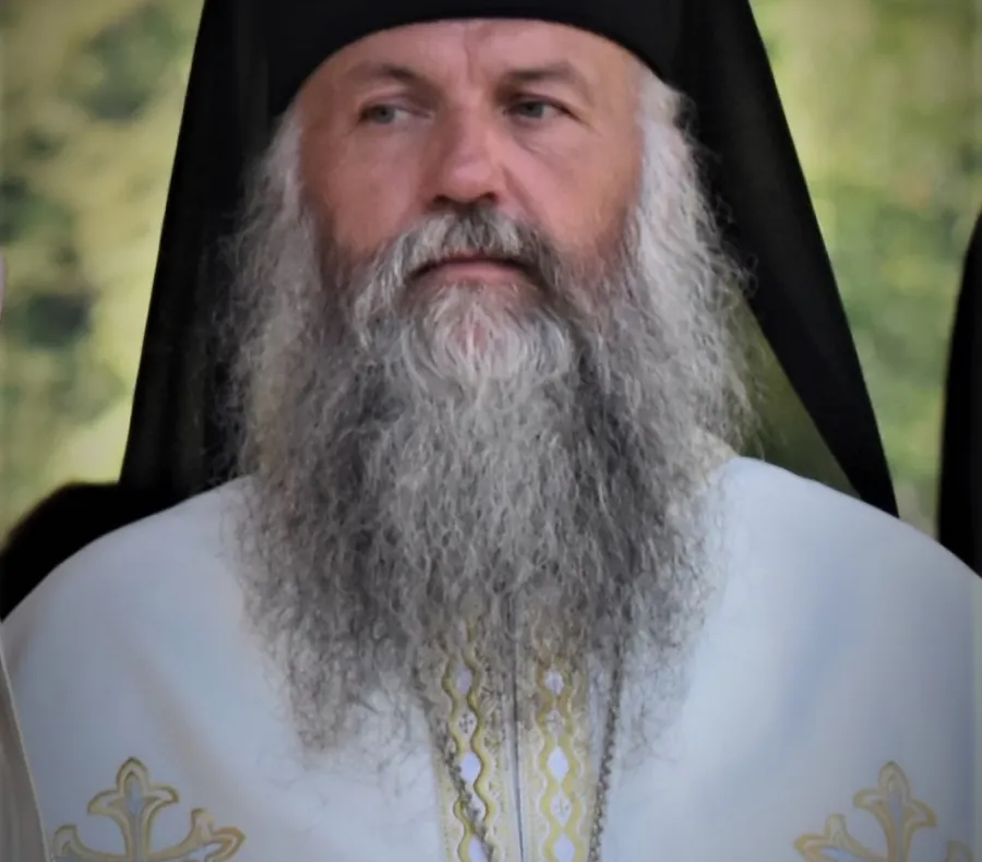 Părintele Pavel Nicolaescu, Starețul Sfintei Mănăstiri Topolnița, a trecut la cele veșnice