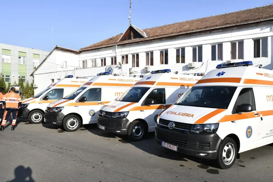 20 DE AMBULANȚE NOI ÎN MEHEDINȚI