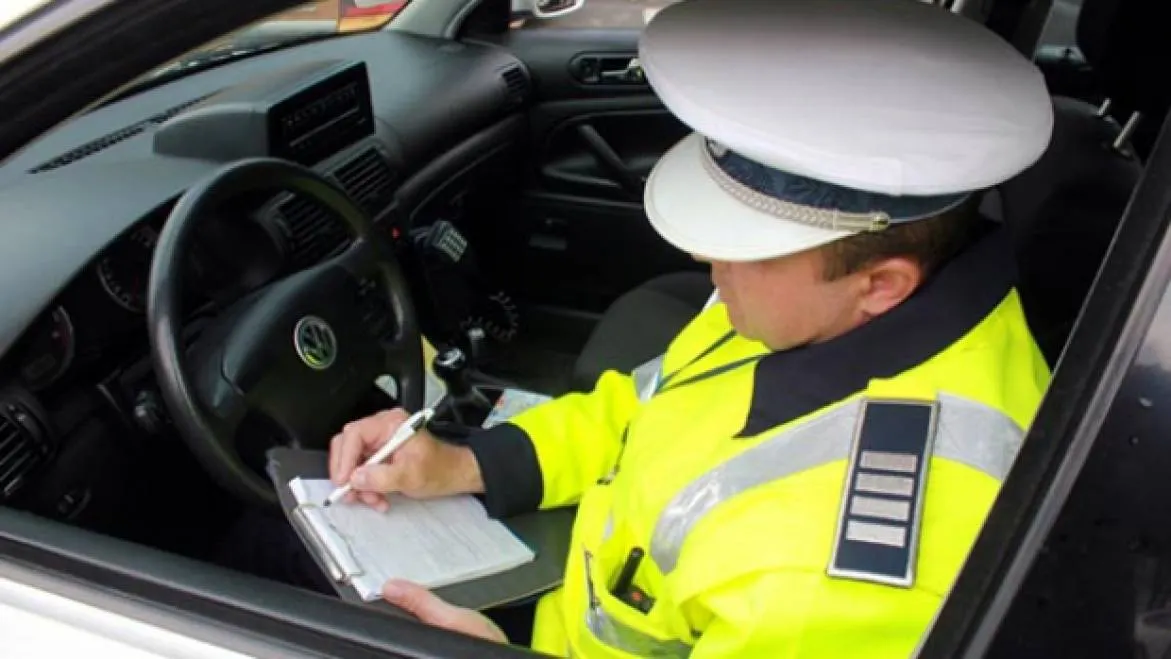 CE INFRACȚIUNI MAI PREFERĂ TINERII DIN MEHEDINȚI: CONDUCERE FĂRĂ PERMIS ȘI MAȘINI NEÎNMATRICULATE