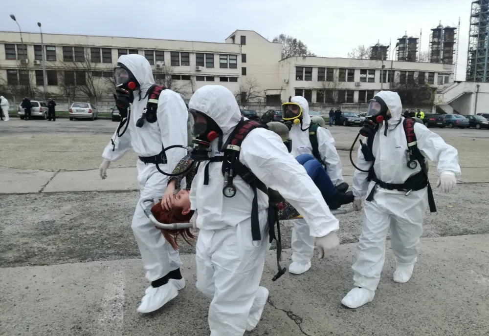 Exerciţiu în caz de accident radiologic cu victime multiple produs pe DN 67, la Răscoleşti