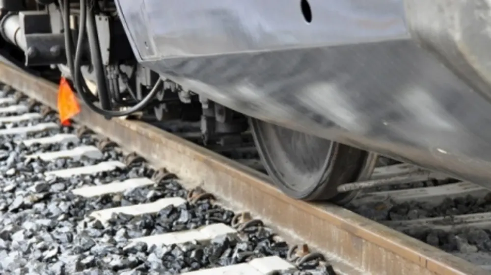 Un tren de marfă încărcat cu cărbune a deraiat în Mehedinți