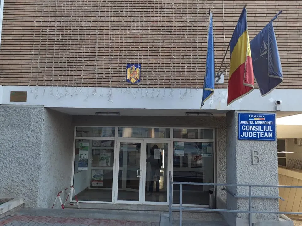 Site-ul Consiliului Judeţean Mehedinţi, ţinta unui atac informatic