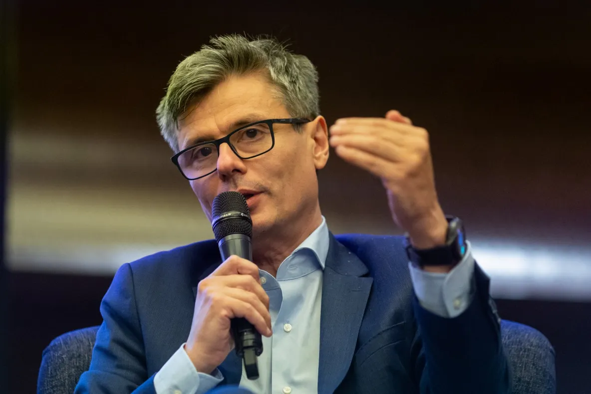 Ministrul Virgil Popescu: PSD a aruncat piața energiei în aer