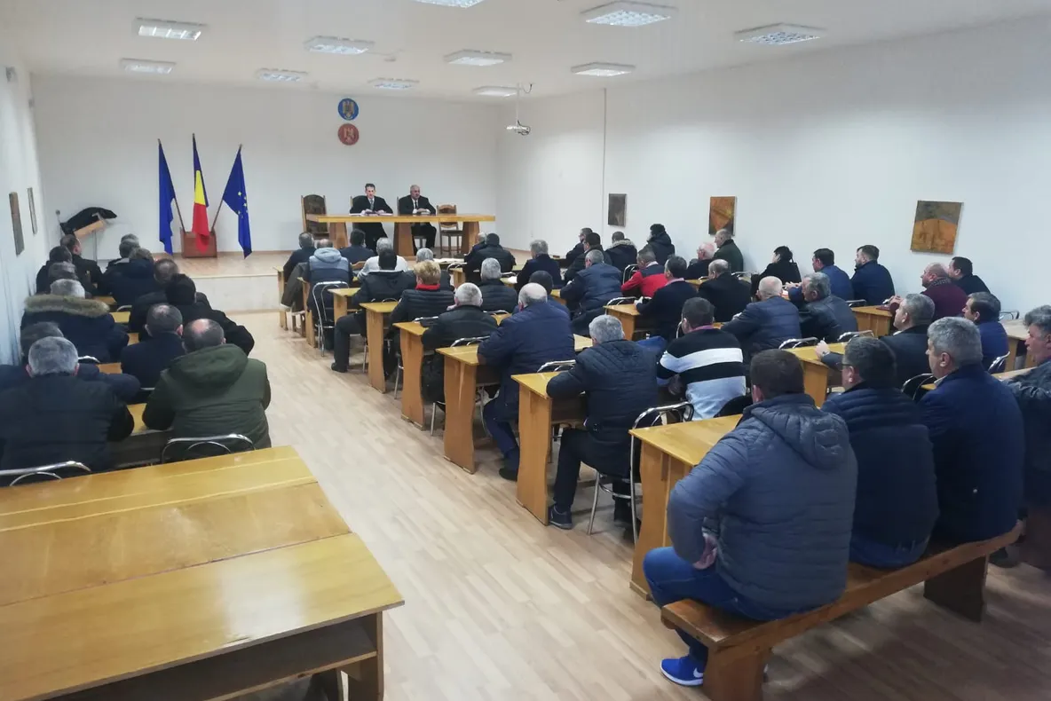 Primarii din Mehedinţi, instruiţi în domeniul situaţiilor de urgenţă