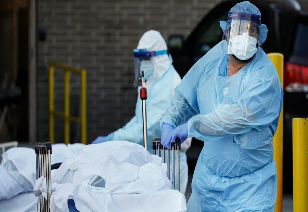 Sute de cazuri noi de coronavirus, în ultimele 24 de ore. Situaţia pe judeţe