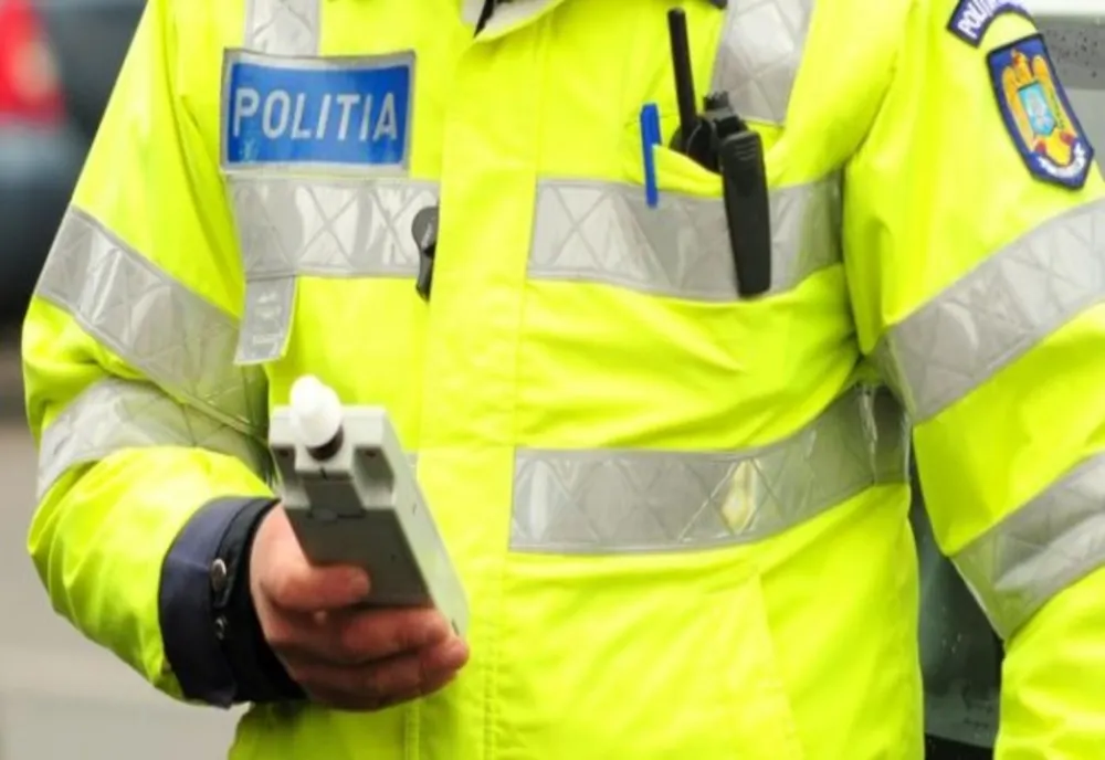 Opriți de poliție, pentru că au condus după ce consumaseră băuturi alcoolice