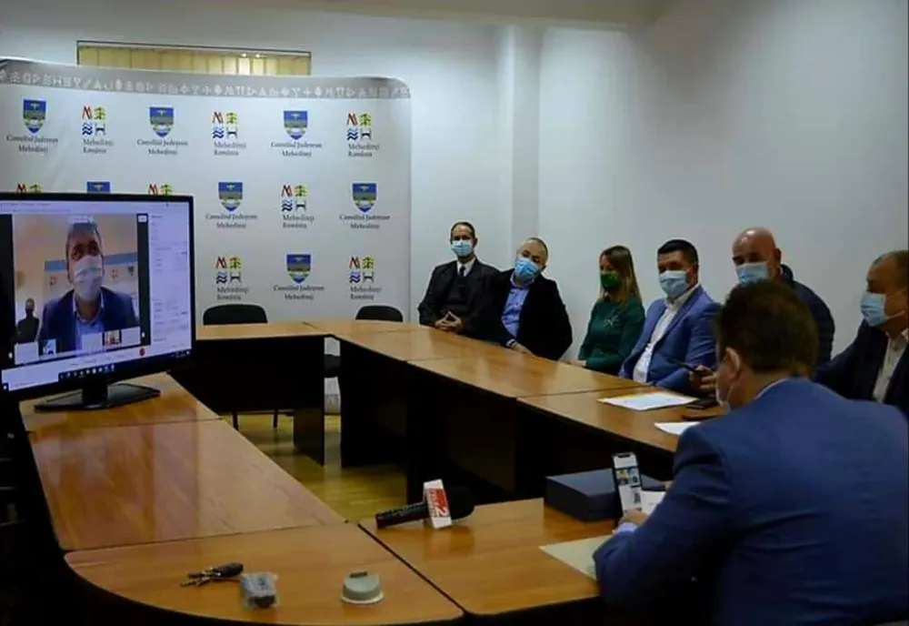 Cinci consilieri județeni mehedințeni au fost învestiți în funcții