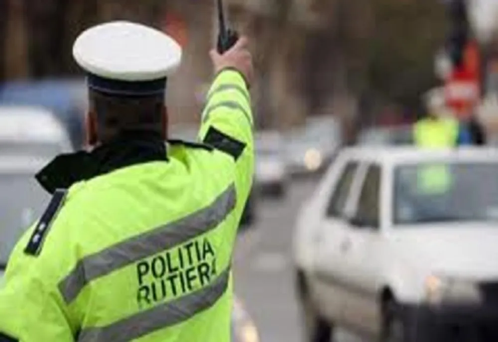 Trafic întrerupt în această dimineață între localitățile Orșova și Drobeta Turnu Severin