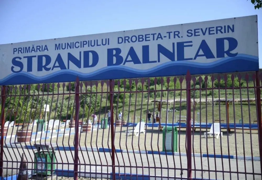 Ștrandul municipal de la Schela a fost deschis
