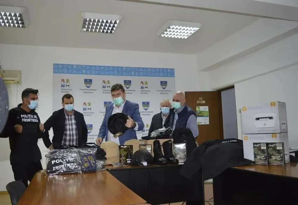 Echipamente pentru polițiștii de frontieră, jandarmii mehedințeni și polițiștii locali