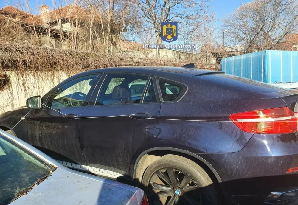 Autoturism urmărit la nivel internațional descoperit în Mehedinți