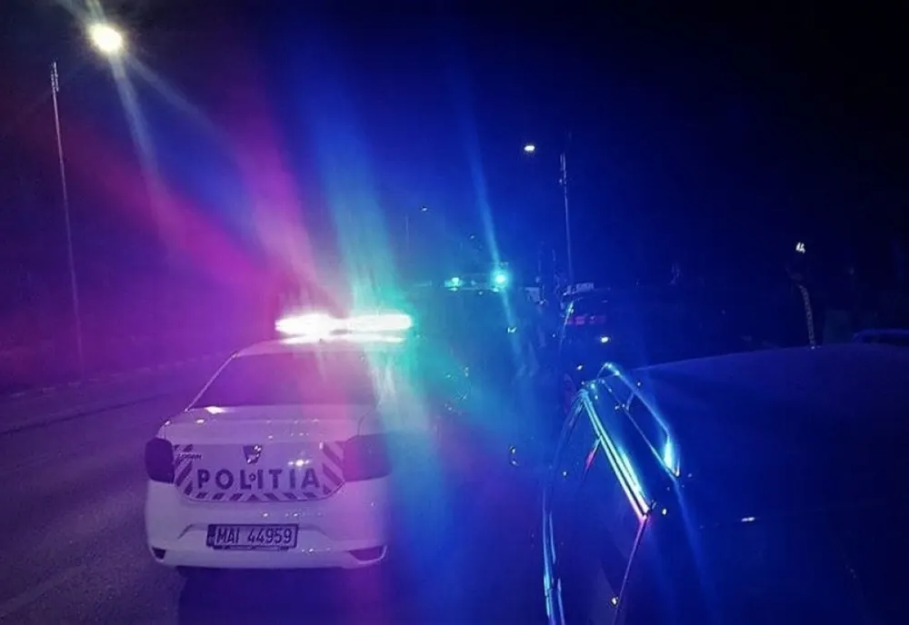 Un autoturism al unei firme de rețele de internet impicat într- un incident rutier