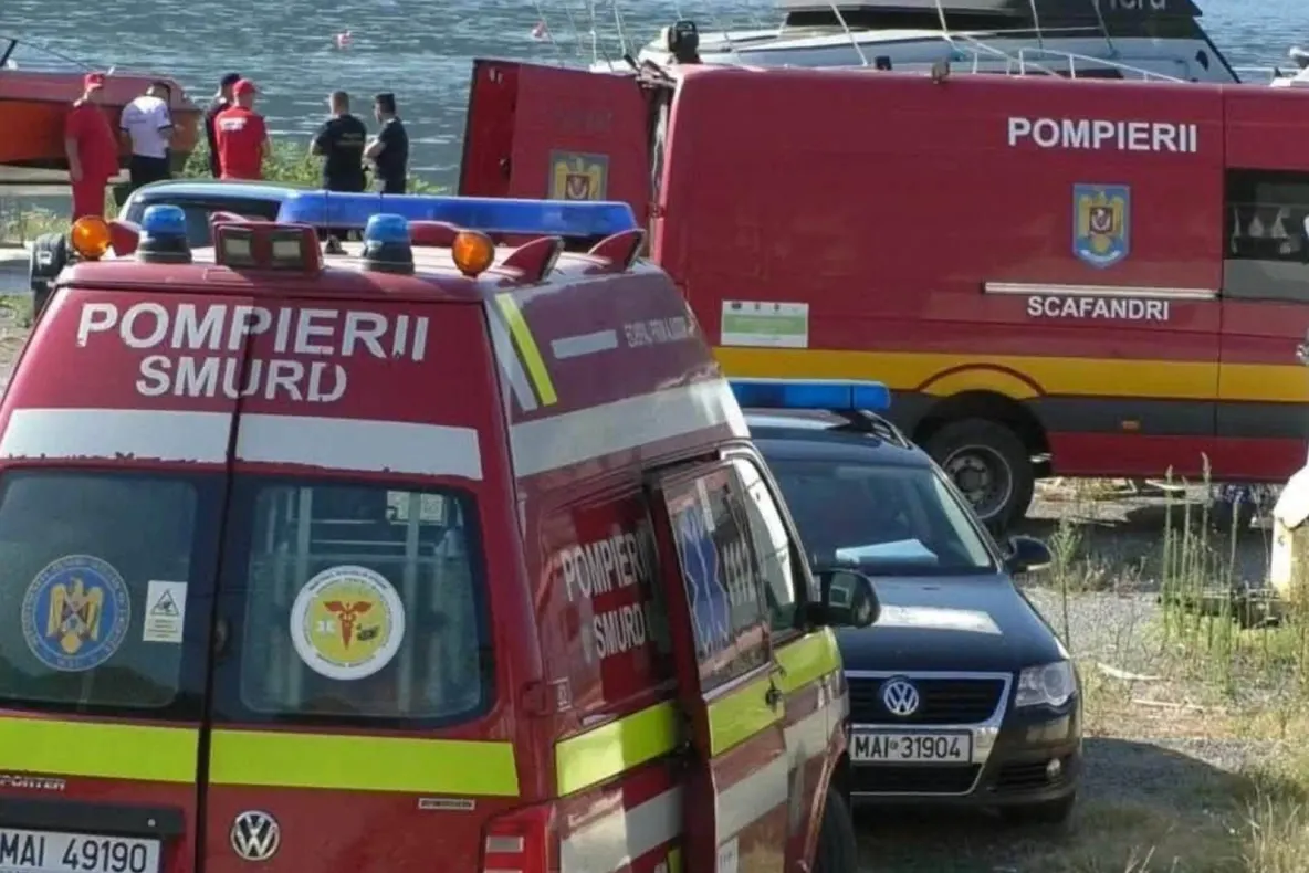 Tragedie în Mehedinți: bărbat mort după ce a fost prins sub un tractor, la Valea Ursului
