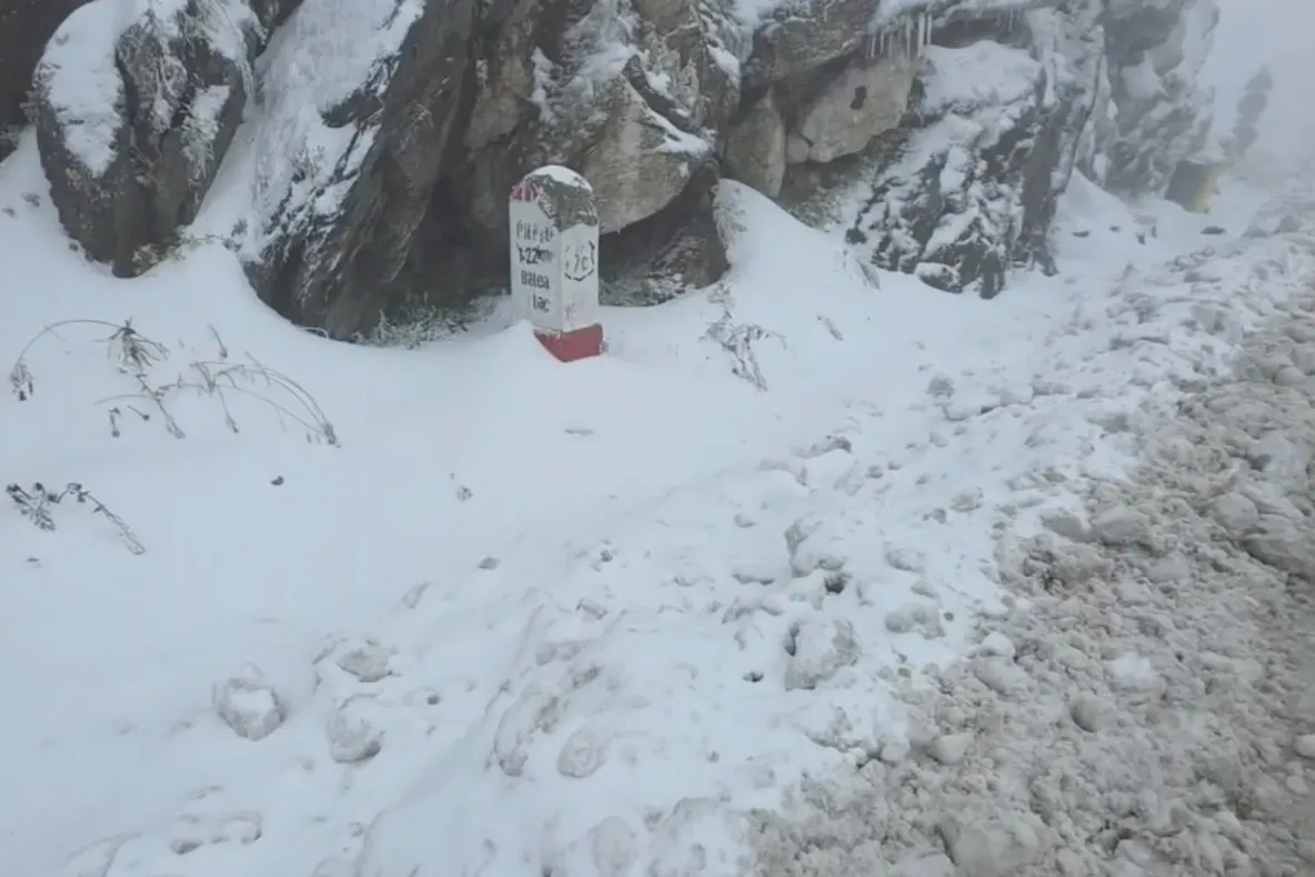 Lapoviță și ninsoare la altitudini de peste 1500 metri