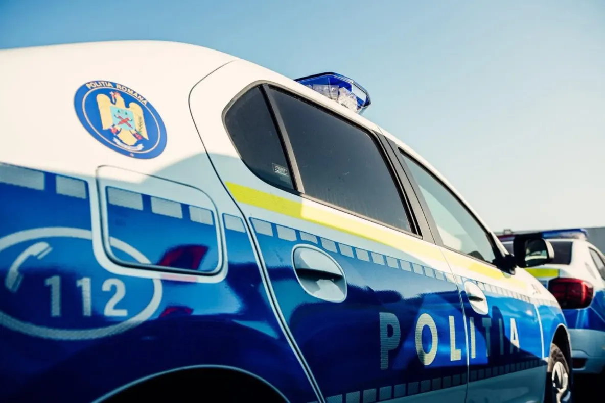 Dosar penal pentru reparația a patru bănci din Livezile, județul Mehedinți