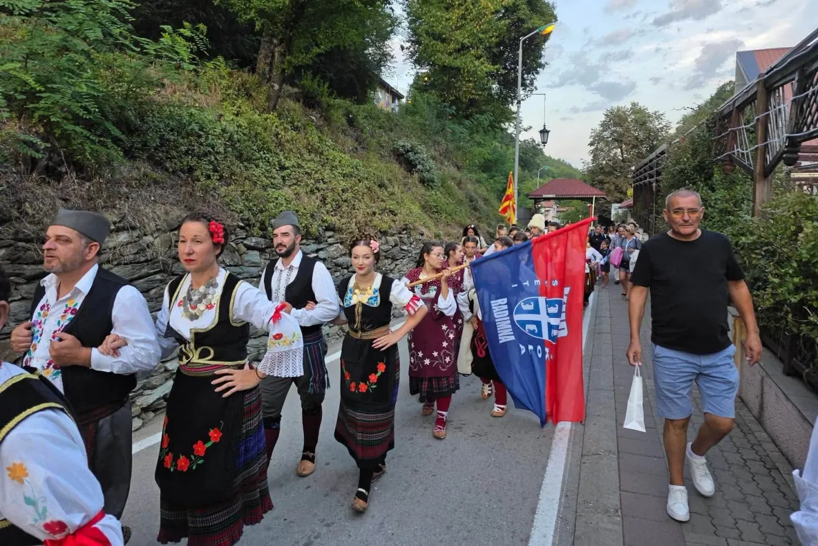 Polițiștii mehedințeni au desfășurat activități de prevenție la Festivalul Treskavat din Svinița