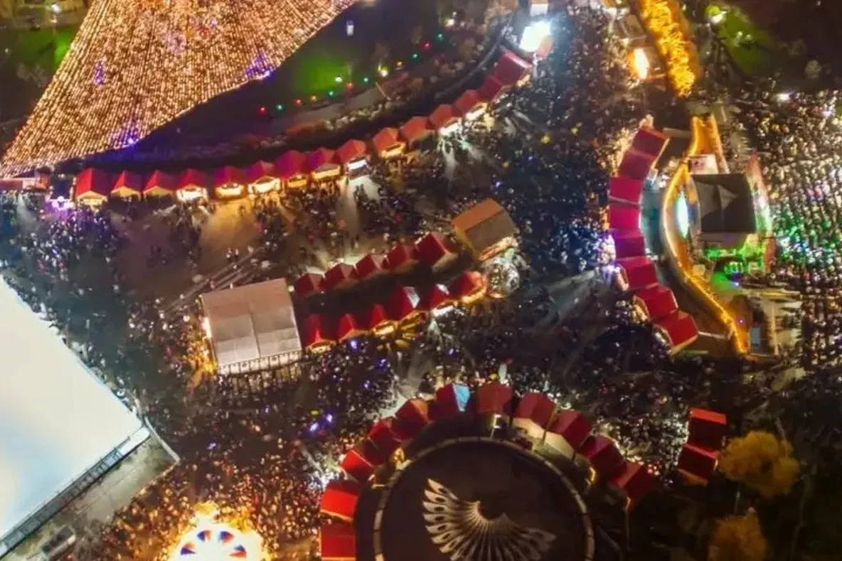 Drobeta-Turnu Severin se pregătește de sărbători! Când se aprinde iluminatul festiv
