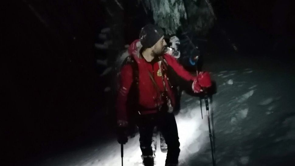 Salvamont, intervenții pe bandă rulantă în 24 de ore. Un turist a fost găsit fără viață