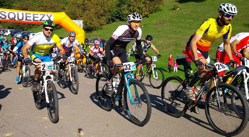 Concurs de ciclism montan, în Pădurea de Liliac de la Ponoarele