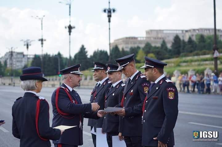 Cum a reacționat un scafandru de la ISU Drobeta la întâlnirea cu o tânără pe care salvat-o