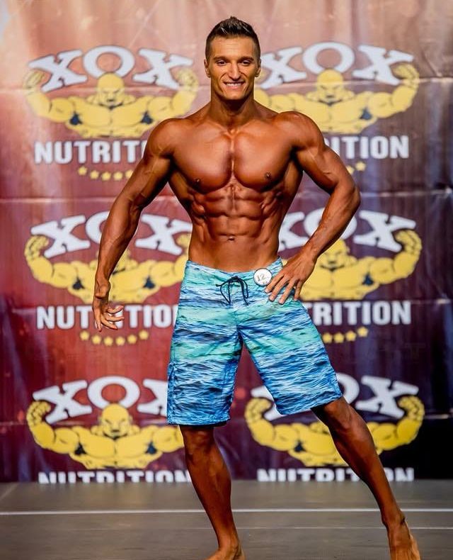 Un pompier de la ISU Drobeta, campion național la culturism și fitness