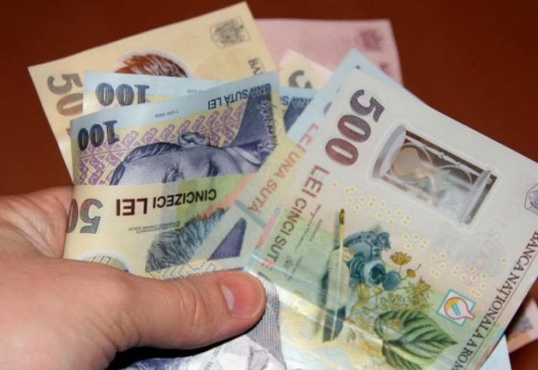 Identificați de polițiști după ce au sustras 1.200 lei dintr-o locuință