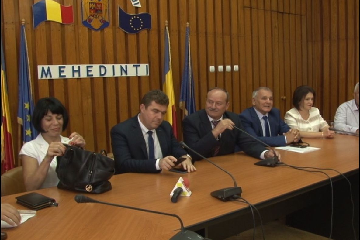 CONSFĂTUIREA NAȚIONALĂ A INSPECTORILOR  PE PROIECTE EDUCAȚIONALE, LA SEVERIN