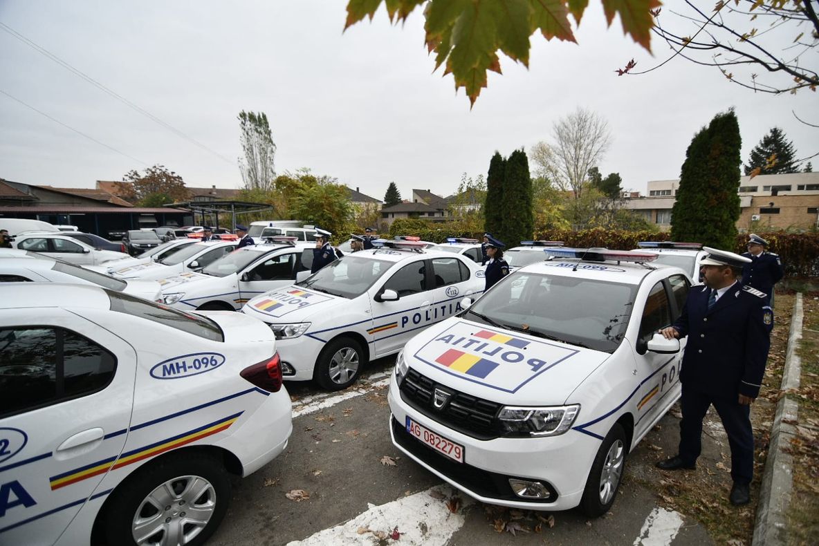 IPJ Mehedinți a primit 13 autospeciale noi. Vor fi folosite în misiunile de patrulare
