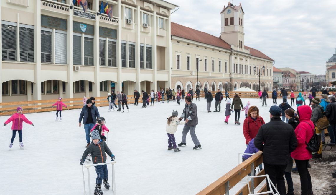 Copiii sub 10 ani ar putea avea acces gratuit la Ștrandul Municipal Schela Cladovei și la Patinoarul Municipal