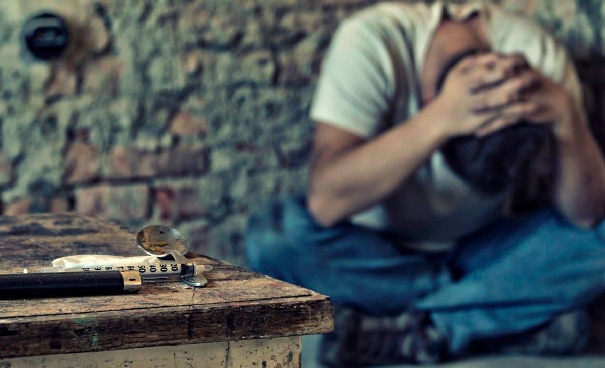 Primăria Severin va finanța proiecte de prevenire a consumului de droguri. Viceprimarul Daniel Cîrjan: “Trebuie să le arătăm copiilor cât de gravă este intrarea pe acest drum”