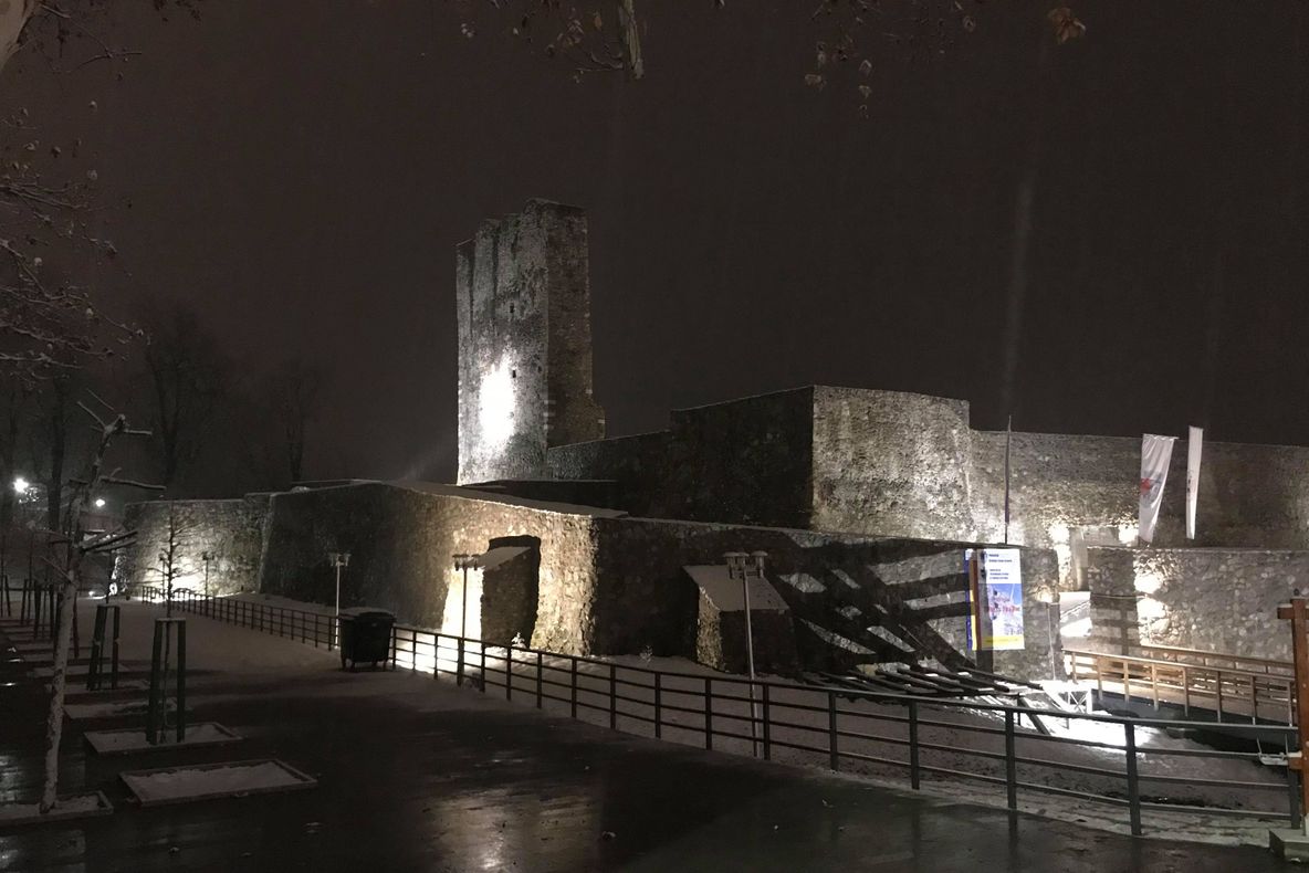 Iluminat arhitectural la Cetatea Medievală a Severinului