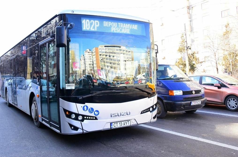 Tragedie la Stejaru. Un copil de șapte ani a murit lovit de autobuz