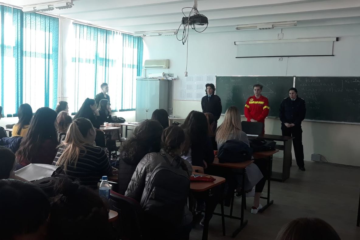 Campania “Salvator din pasiune”,  în liceele din Drobeta Turnu Severin