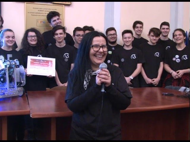 ELEVI DE LICEU, CAMPIONI LA ROBOTICĂ