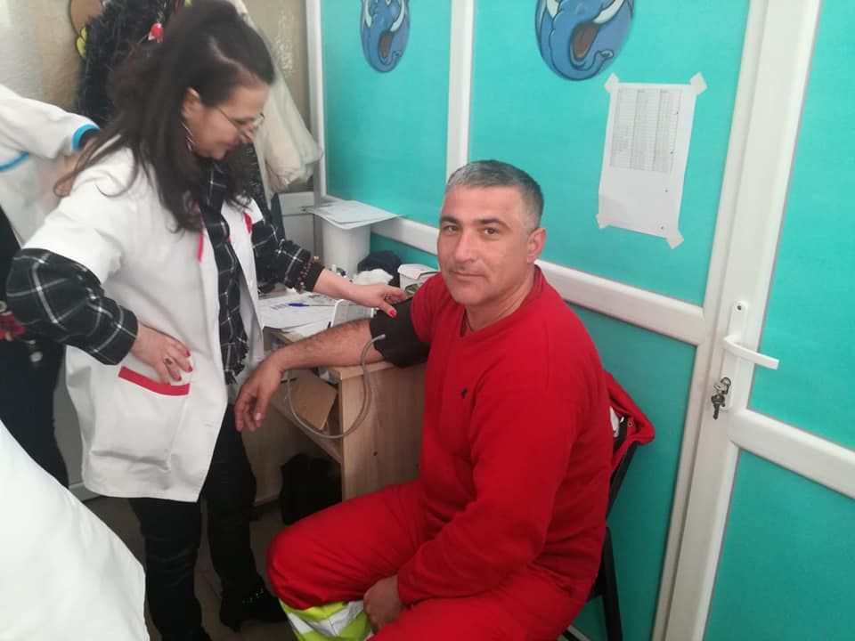 Salvatorii mehedinţeni susțin viața, donând sânge