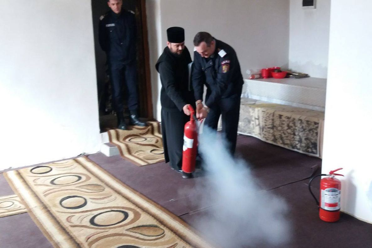 Controale în biserici, înainte de Paște