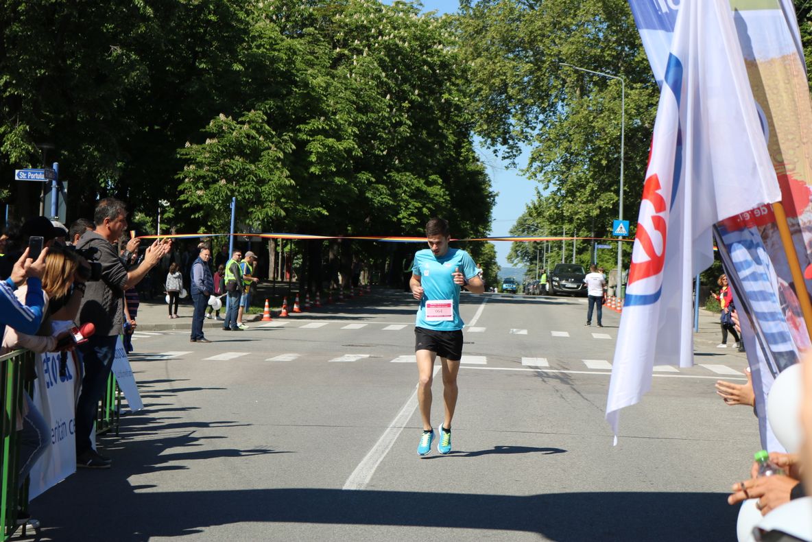 Peste 400 de participanți la prima ediție a Crosului Severinului