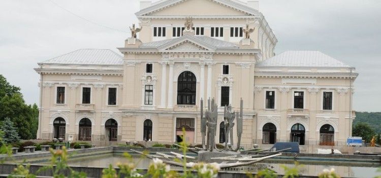 Concert de muzică clasică de Ziua Regalității