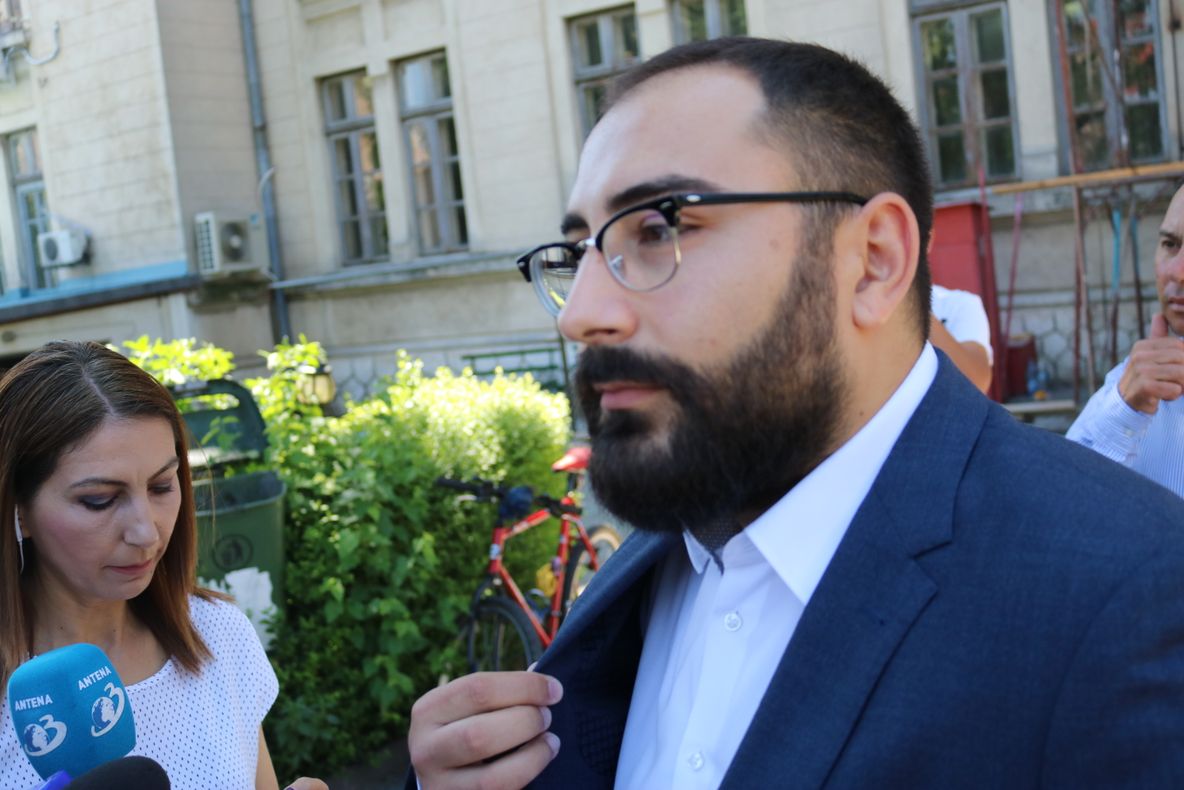 VIDEO Un nou termen în dosarul în care procurorul general a solicitat interzicerea părăsirii teritoriului României de către minora adoptată